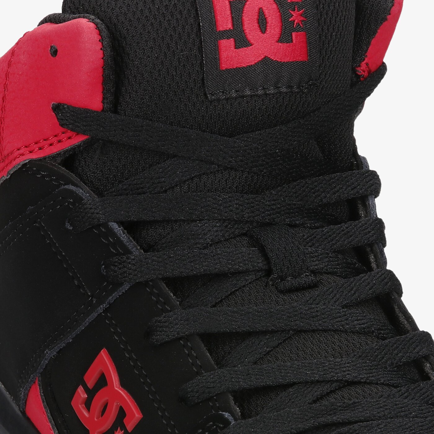 Мъжки маратонки DC THE CURE HIGH dcsmuxkkr цвят черен