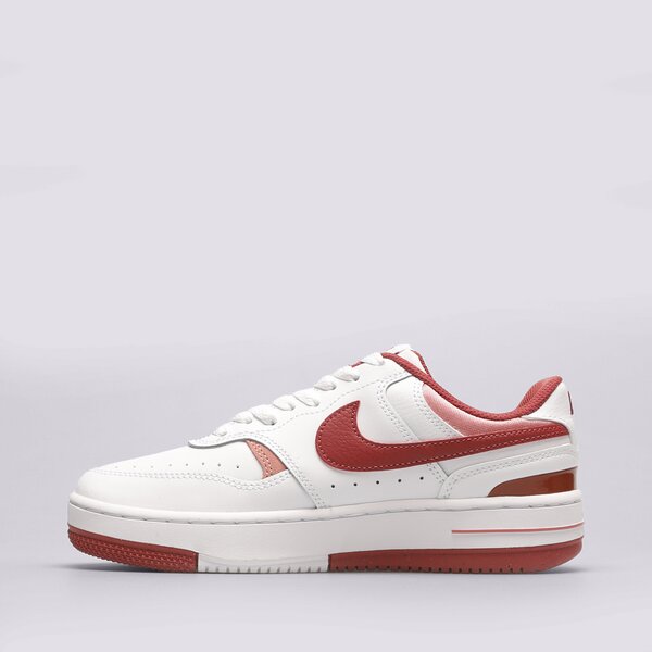Дамски маратонки NIKE GAMMA FORCE fq8877-100 цвят бял