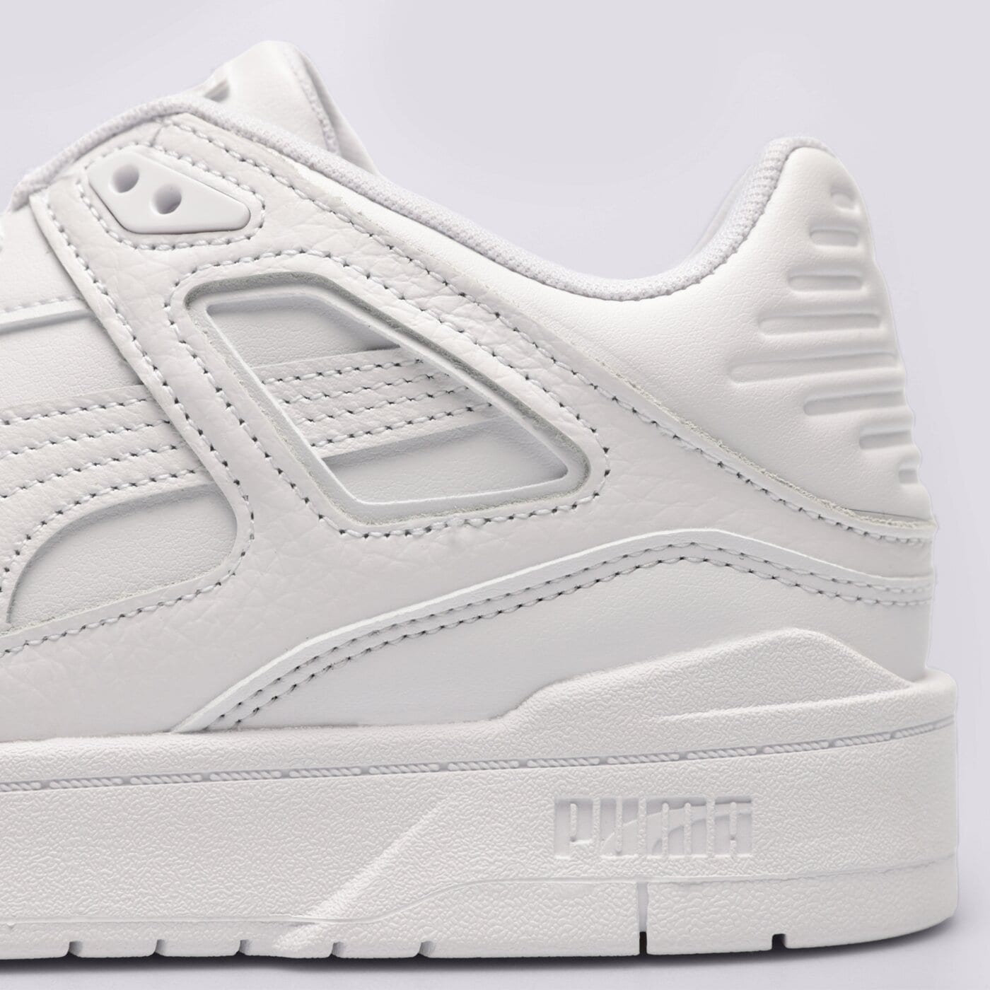 Мъжки маратонки PUMA SLIPSTREAM INVDR LTH 38754402 цвят бял