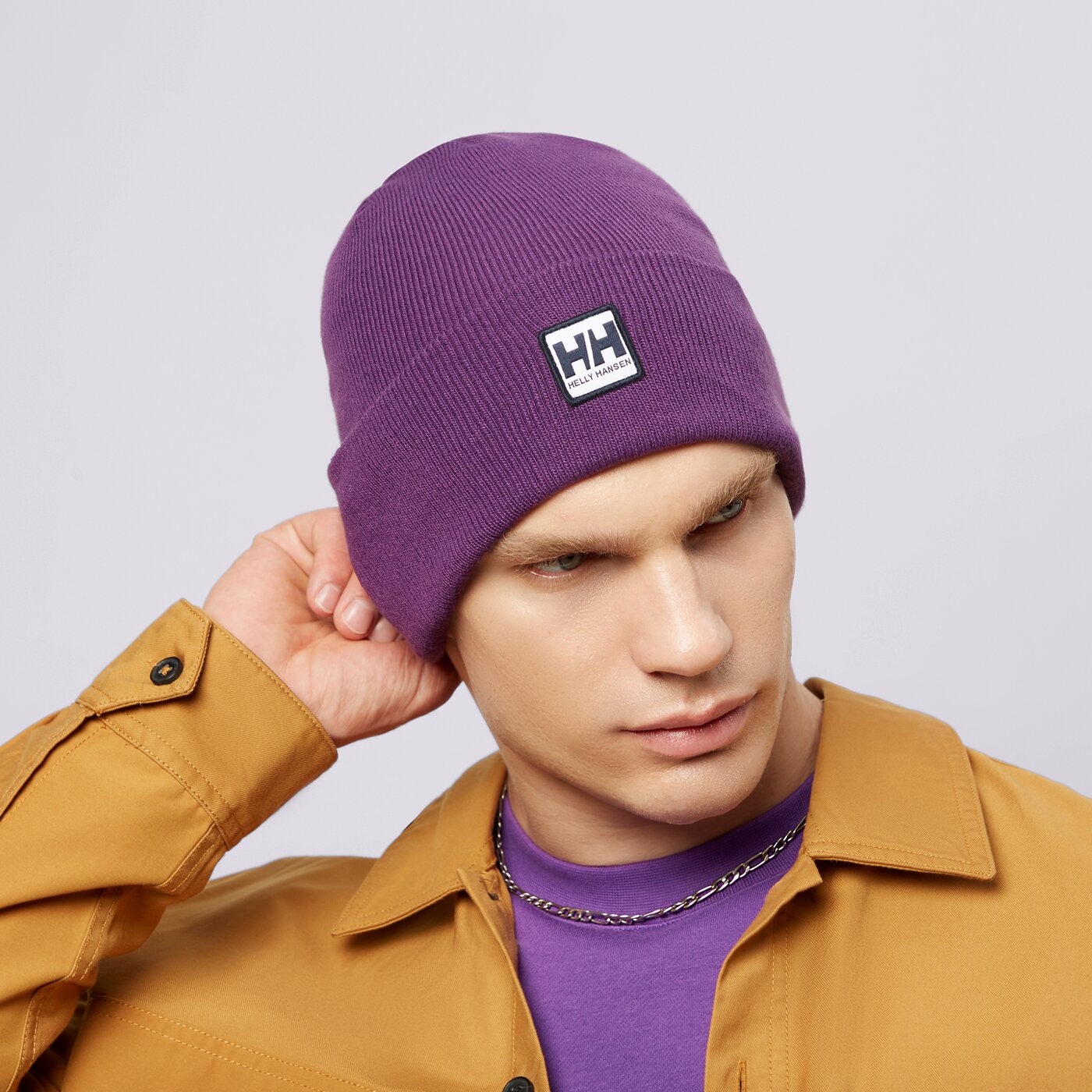 Дамска зимна шапка HELLY HANSEN ШАПКА URBAN CUFF BEANIE 67154670 цвят виолетов