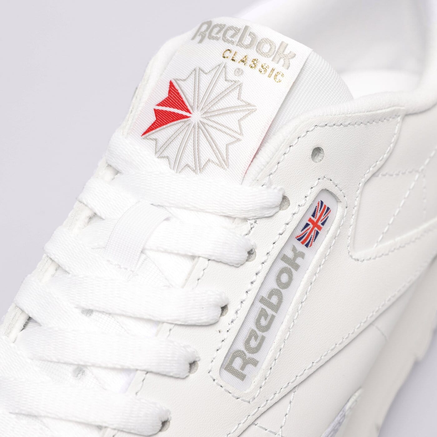 Мъжки маратонки REEBOK CLASSIC LEATHER 100008492 цвят бял