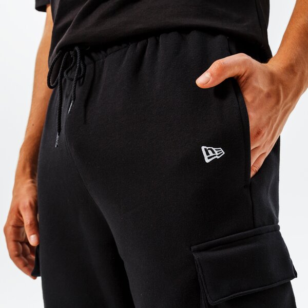 Мъжки панталони NEW ERA ПАНТАЛОНИ NE PREMIUM CARGO BLK NEW ERA BLKWHI 60284750 цвят черен