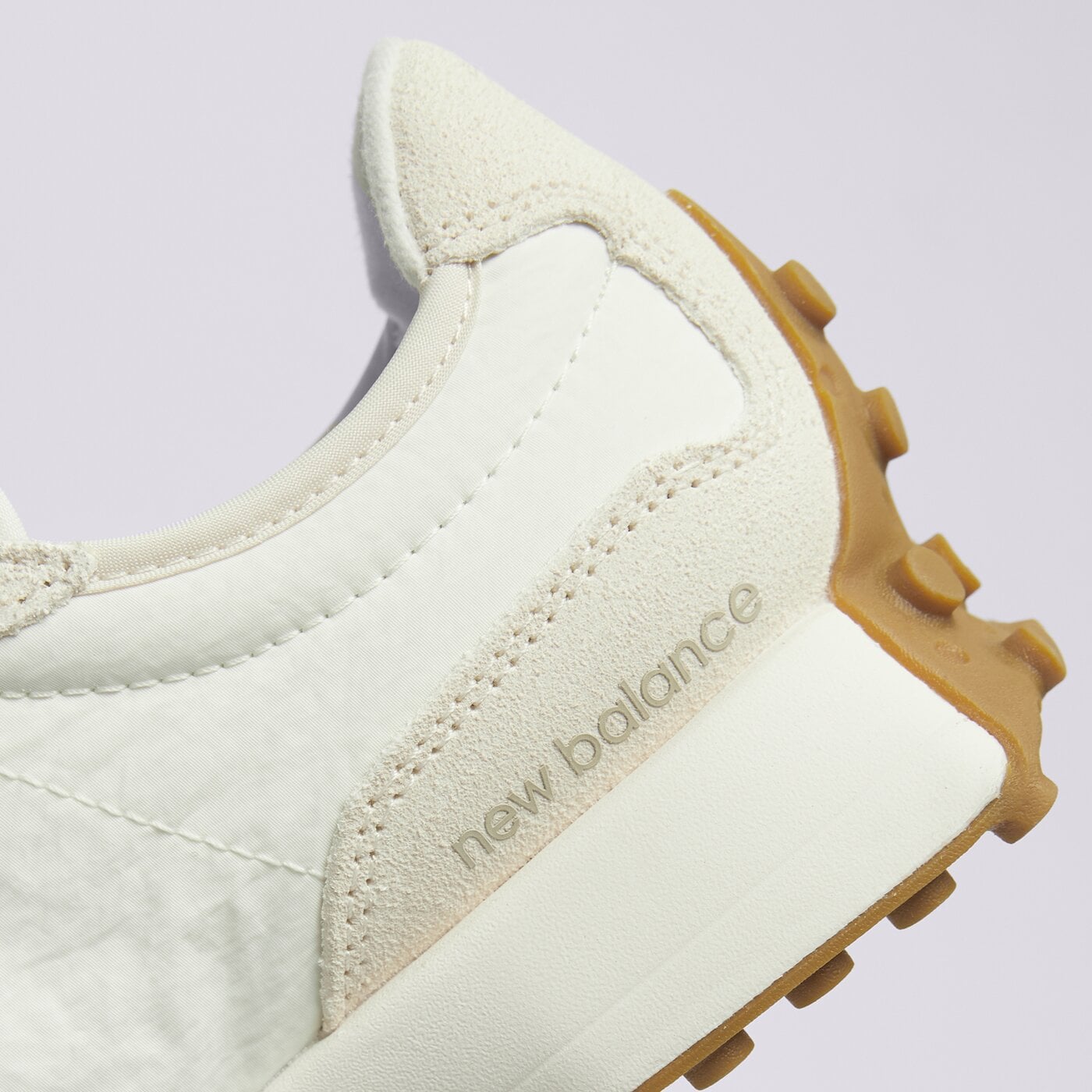 Дамски маратонки NEW BALANCE 327  ws327ftb цвят бежов