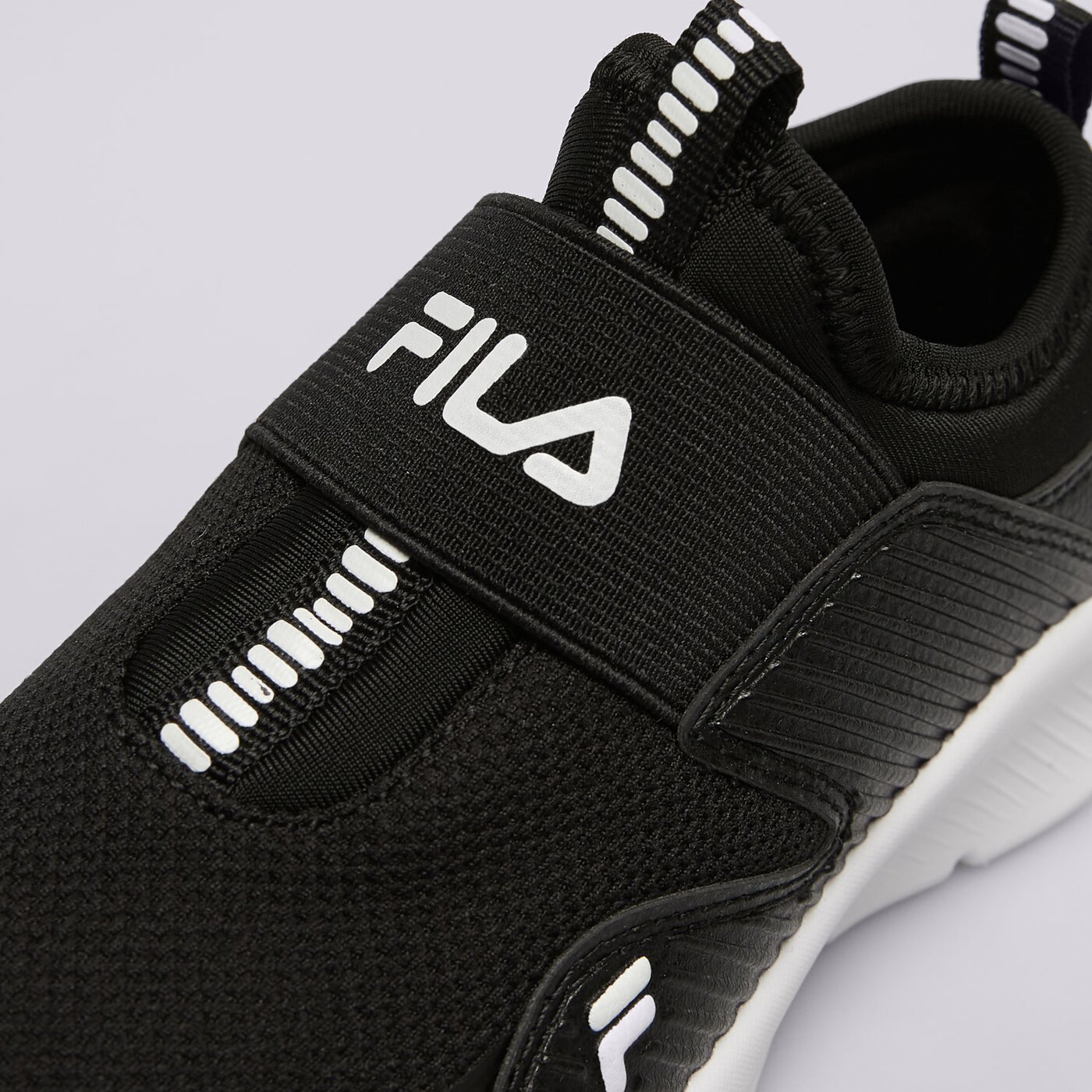 Детски маратонки FILA LANDBUZZER 2 3rm02705013 цвят черен