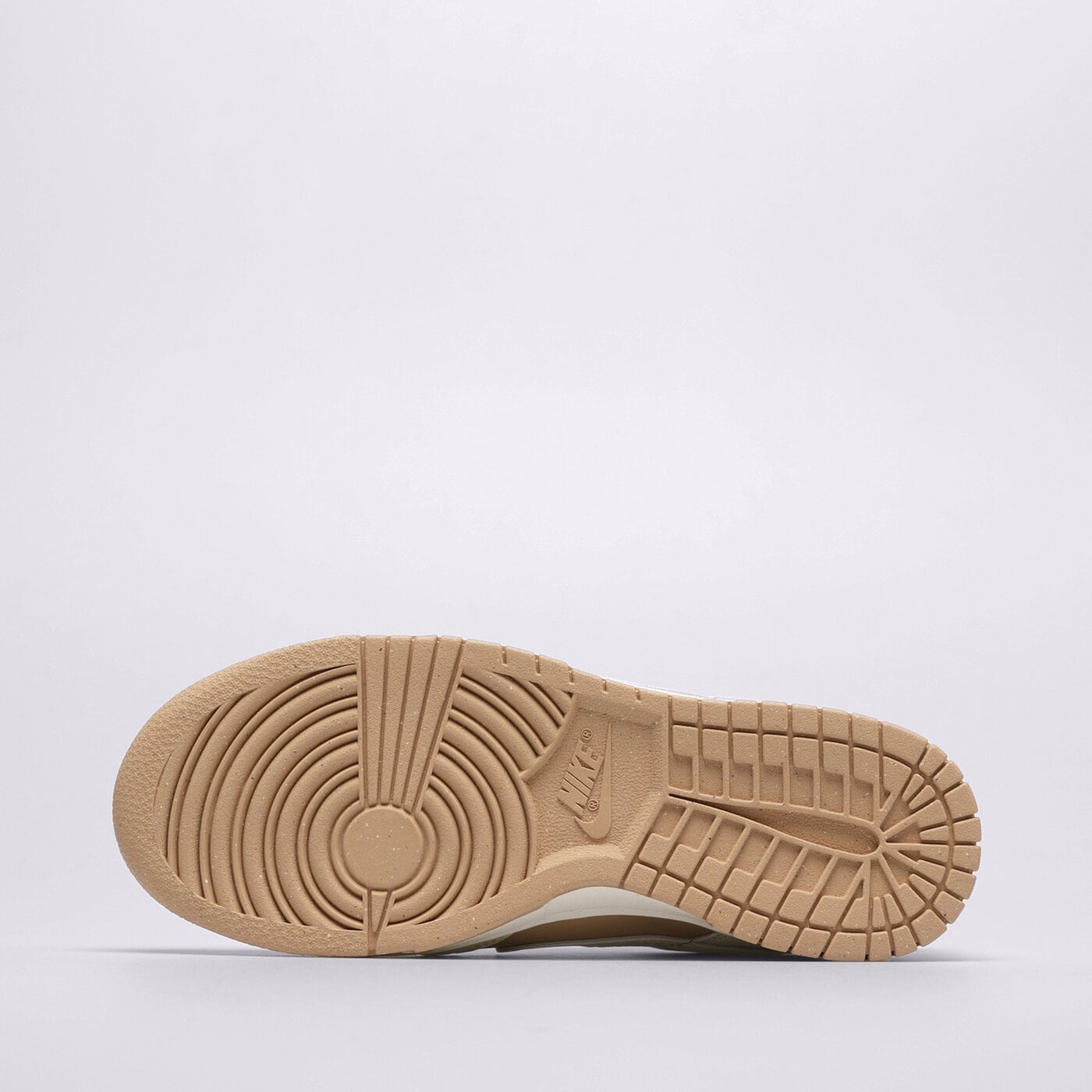 Дамски маратонки NIKE DUNK LOW NEXT NATURE  dd1873-200 цвят бежов