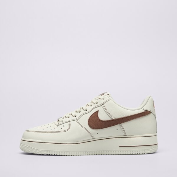 Мъжки маратонки NIKE AIR FORCE 1 '07 LV8 hq2037-101 цвят бежов