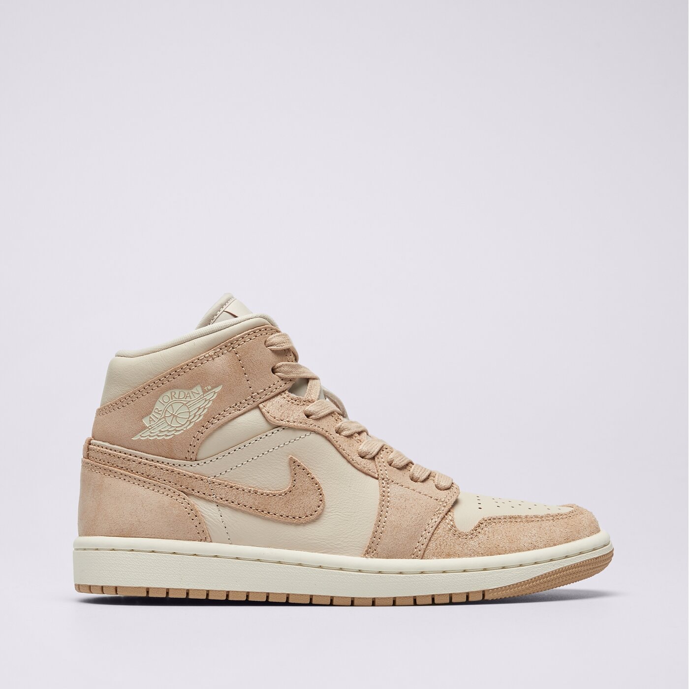 Дамски маратонки WMNS AIR JORDAN 1 MID SE fj3448-200 цвят бежов
