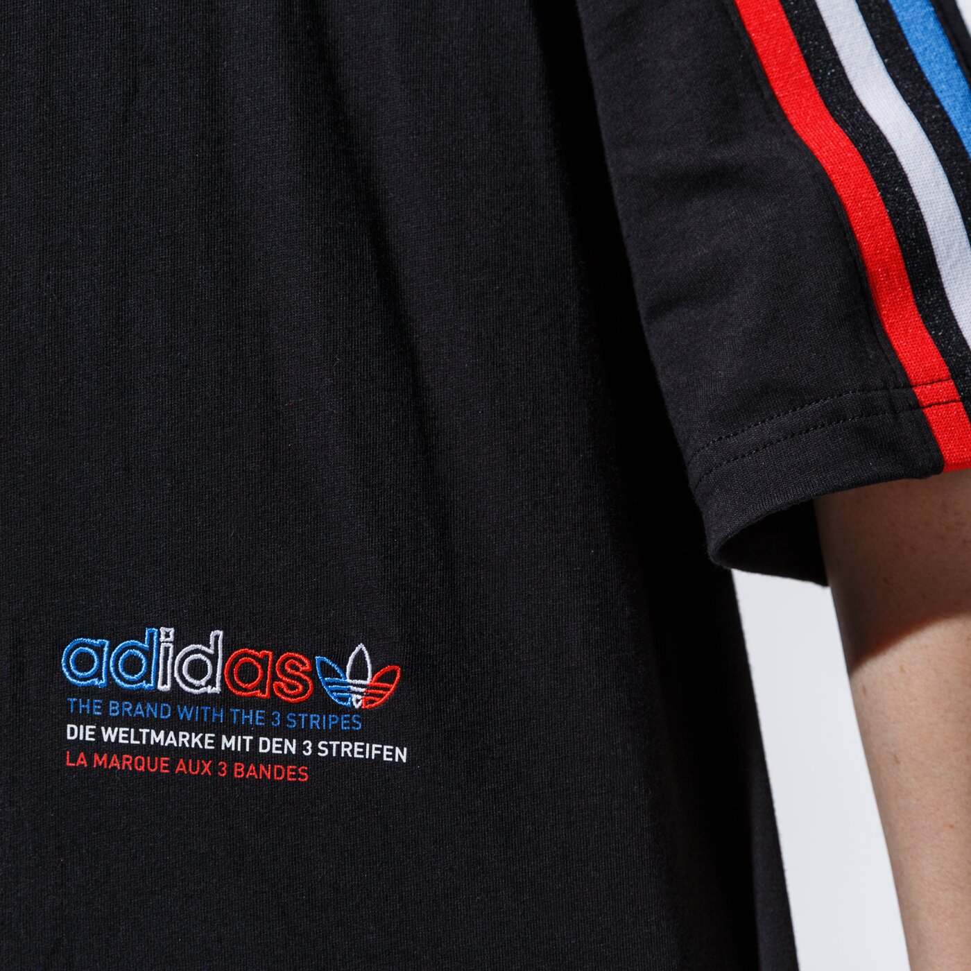 Дамска тениска ADIDAS ТЕНИСКА OVERSIZED TEE gn2839 цвят черен