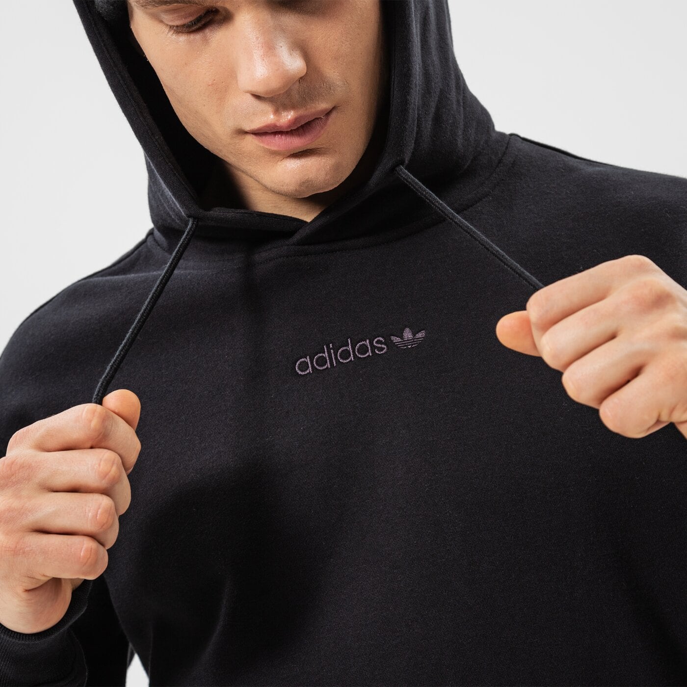 Мъжки суичър ADIDAS СУИТЧЪР С КАЧУЛКА TREFOIL LINEAR LABEL HOODIE hm2655 цвят черен