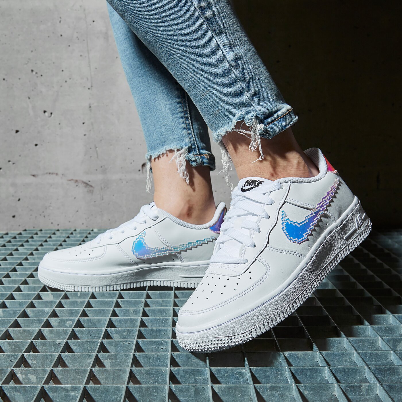 Детски маратонки NIKE AIR FORCE 1 LV8 cw1577-100 цвят бял