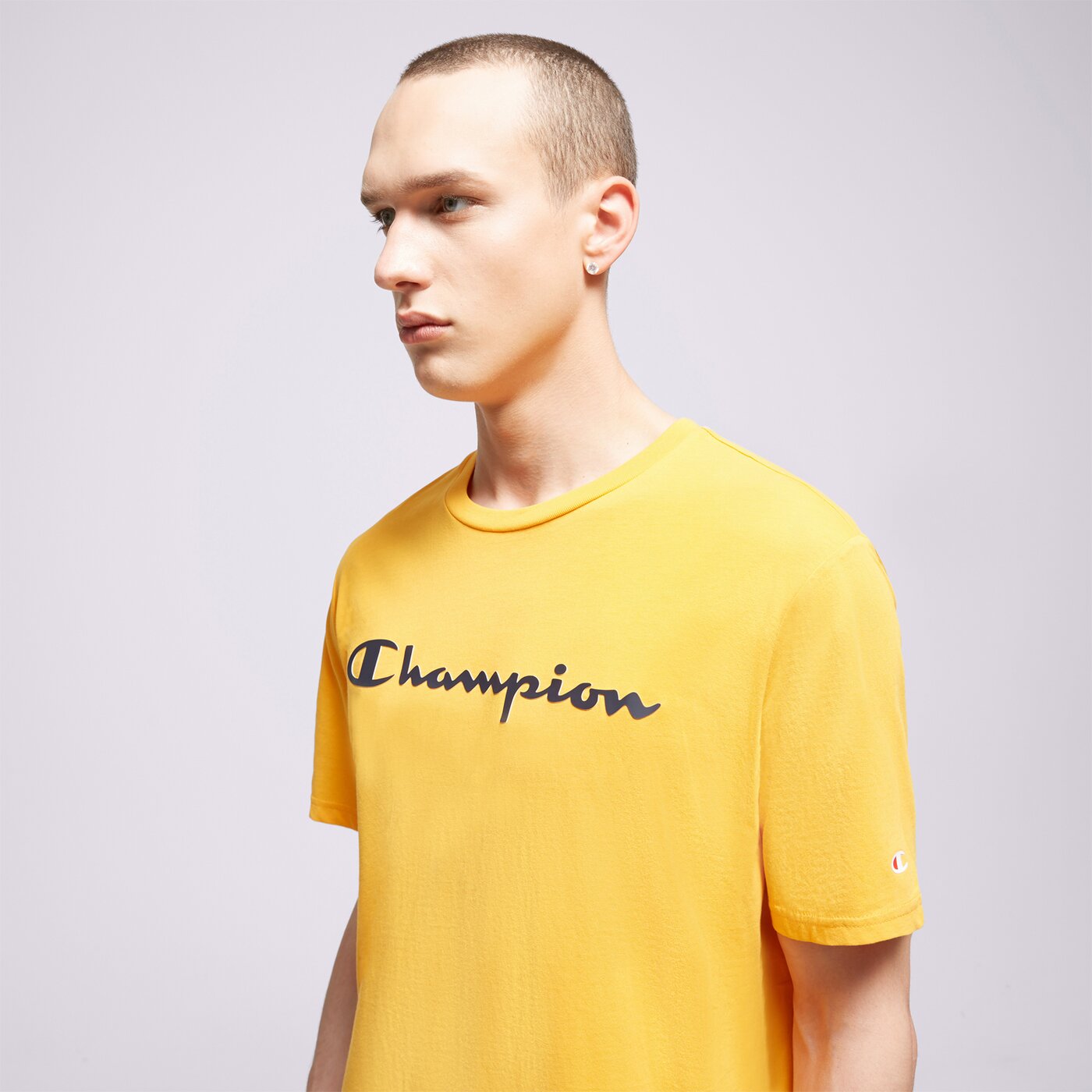 Мъжка тениска CHAMPION ТЕНИСКА CREWNECK ТЕНИСКА 218284ys113 цвят горчица