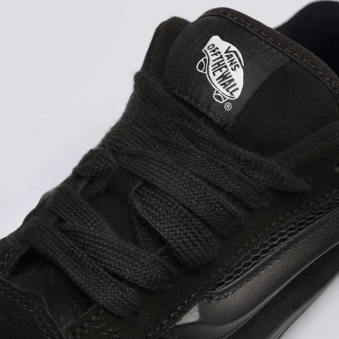 Мъжки маратонки VANS KNU SKOOL  vn0009qcbka1 цвят черен