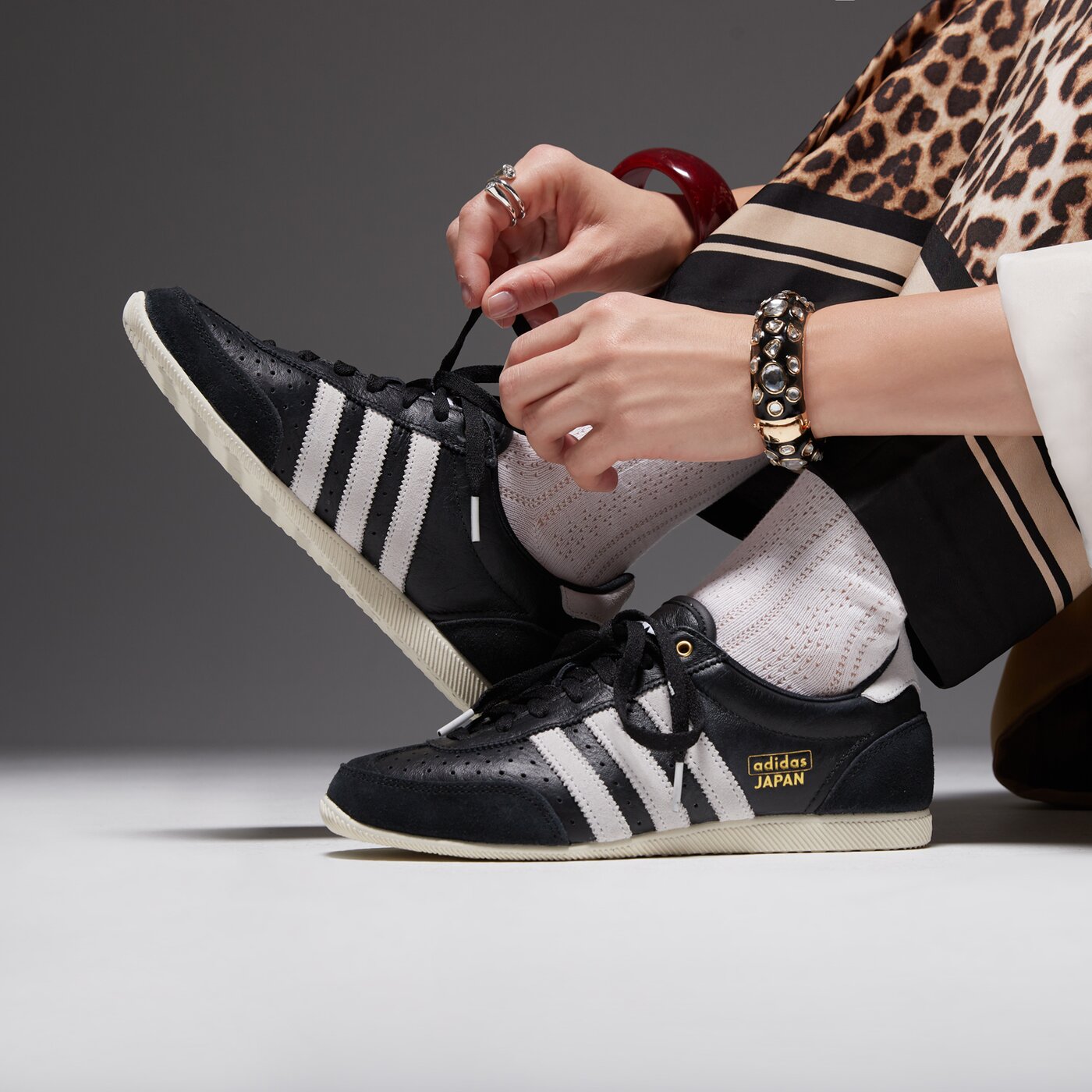 Дамски маратонки ADIDAS JAPAN ih5490 цвят черен