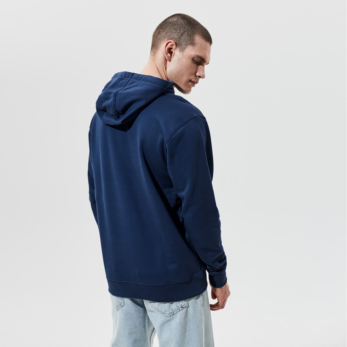 Мъжки суичър VANS СУИТЧЪР С КАЧУЛКА MN VANS CLASSIC   PO HOODIE II АНЦУГS vn0a456bz561 цвят тъмносин