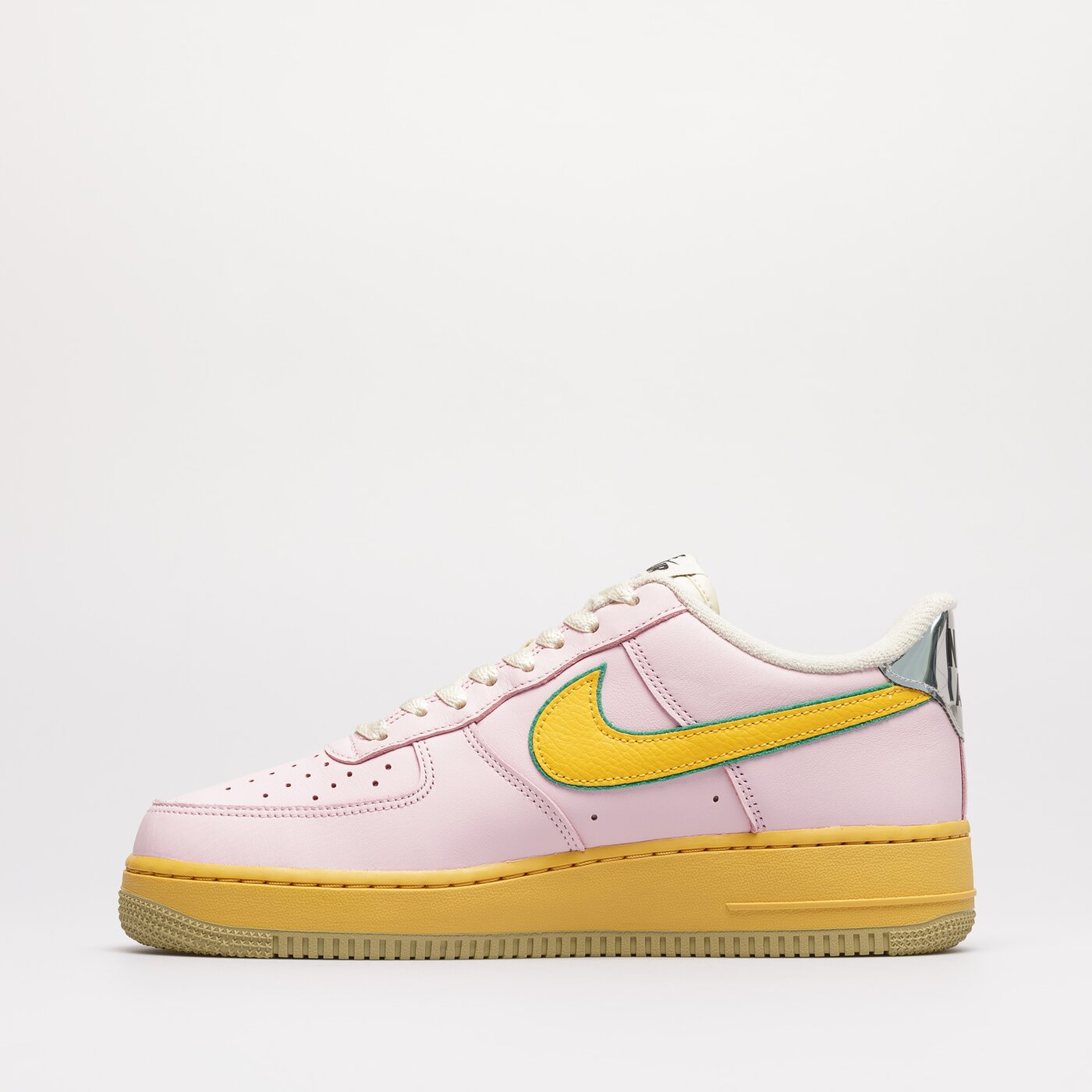 Мъжки маратонки NIKE AIR FORCE 1 '07  dx2667-600 цвят розов
