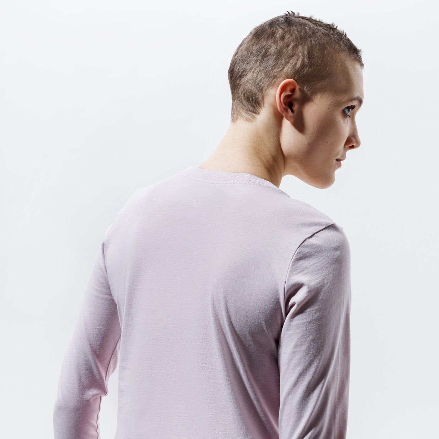 Дамска тениска NIKE ТЕНИСКА W NSW TEE ESSNTL LS LBR dc9833-645 цвят розов