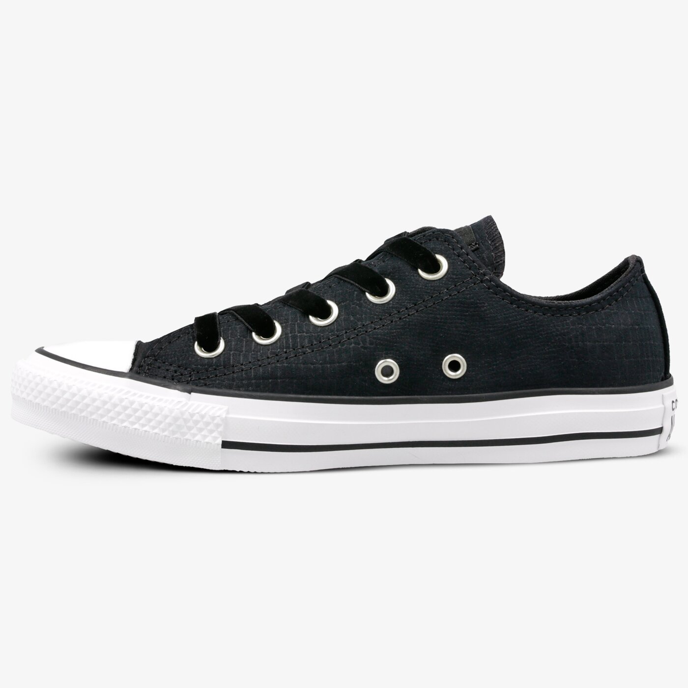 Дамски маратонки CONVERSE CHUCK TAYLOR ALL STAR  561705c цвят черен