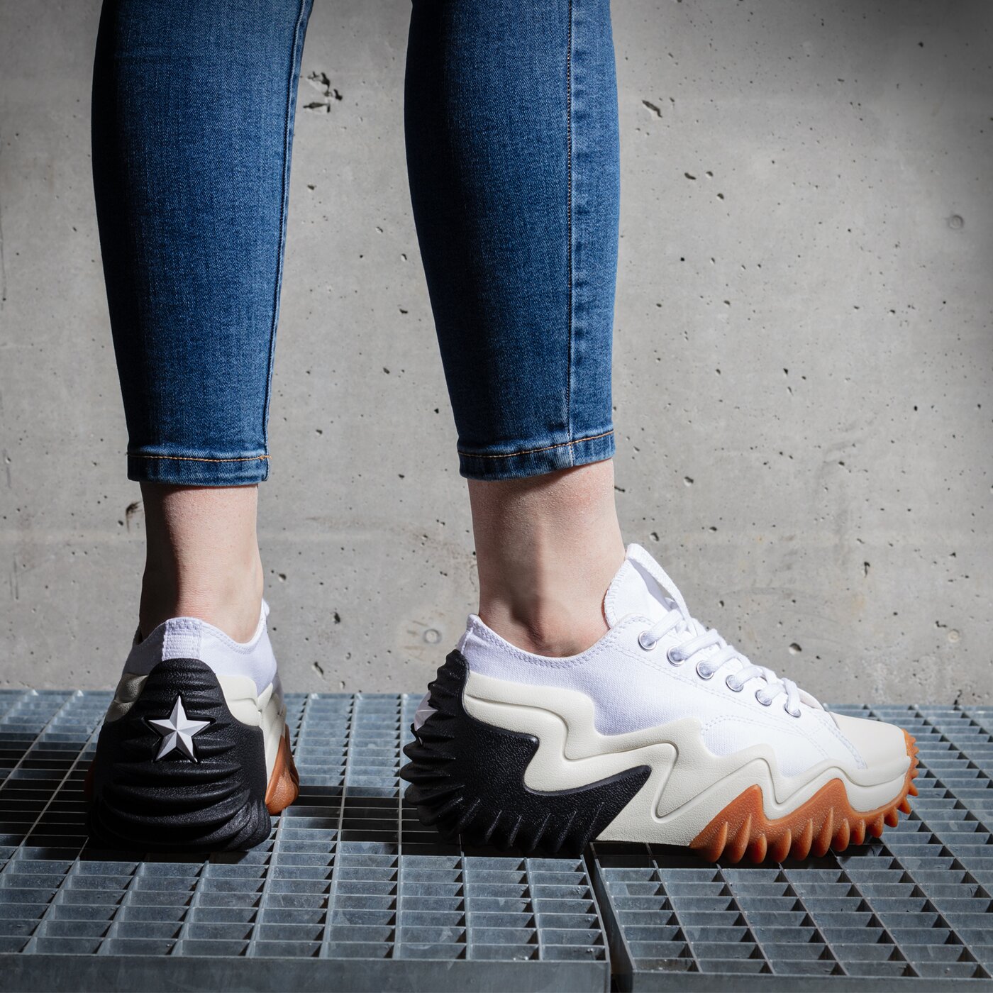 Дамски маратонки CONVERSE RUN STAR MOTION 172896c цвят бял