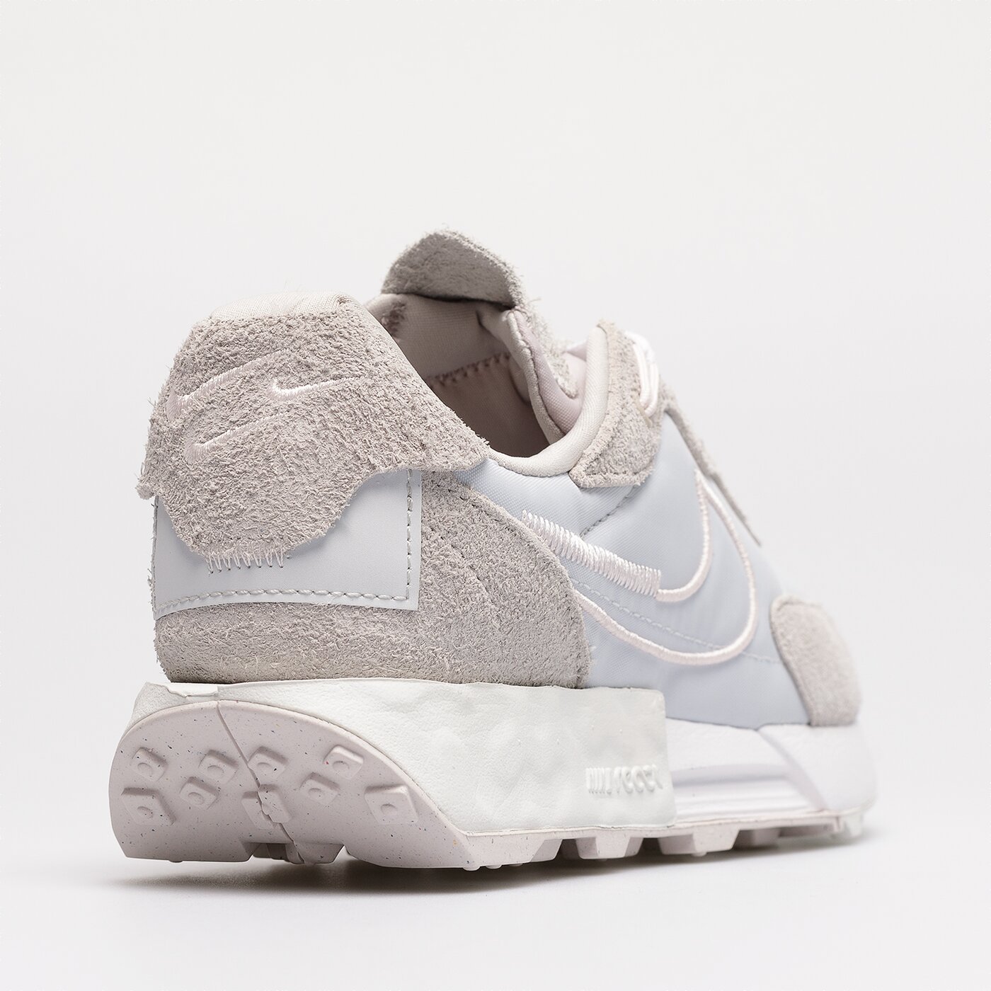 Дамски маратонки NIKE W FONTANKA WAFFLE dc3579-006 цвят сив