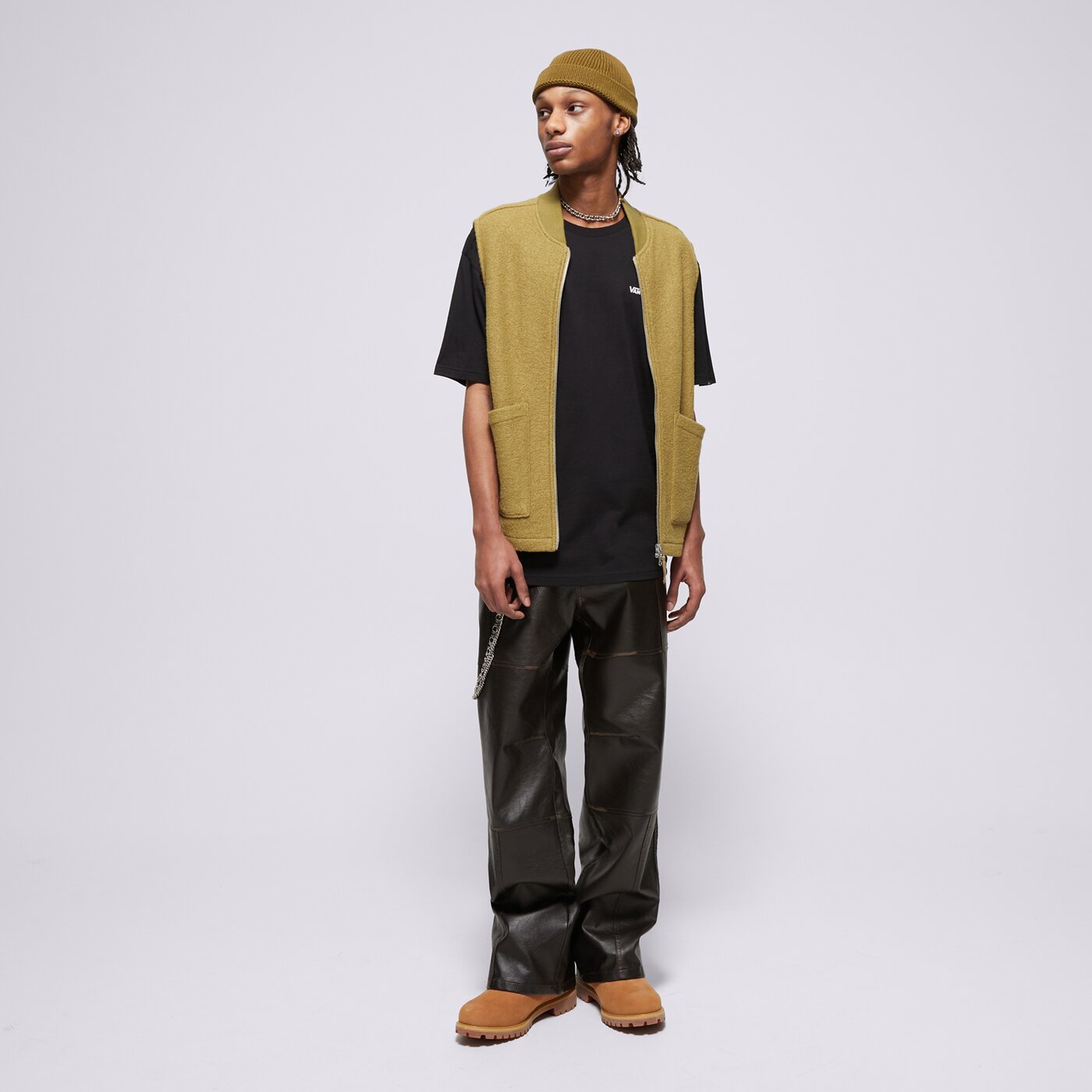 Мъжка тениска VANS ТЕНИСКА MN LEFT CHEST LOGO TEE BLACK vn0a3czey281 цвят черен