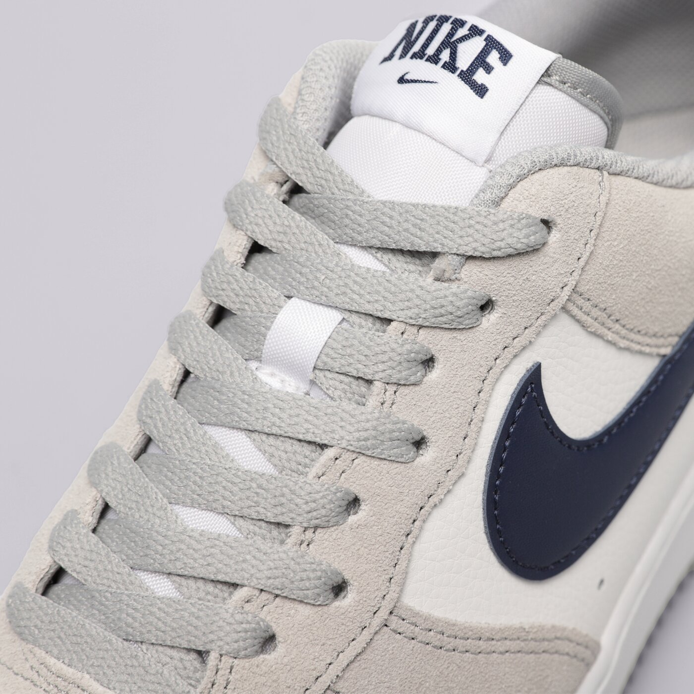 Мъжки маратонки NIKE AIR FORCE 1 '07 fd9748-001 цвят сив