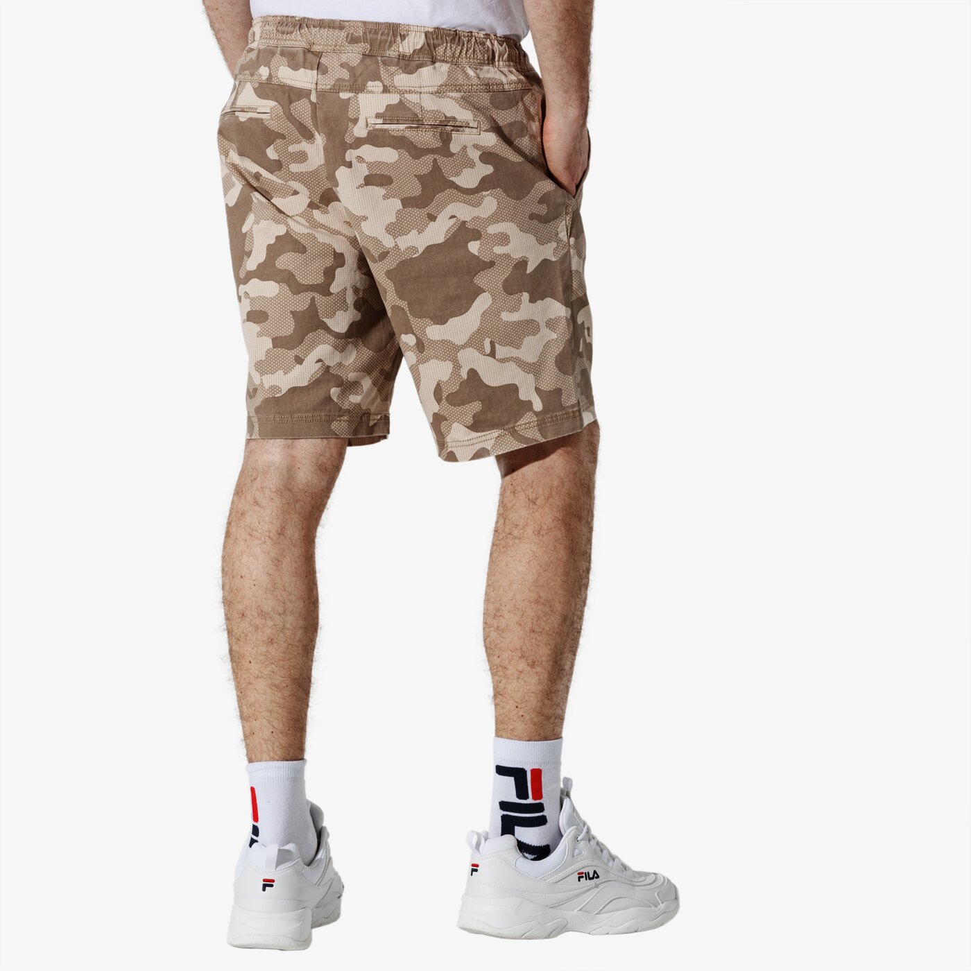 Мъжки къси панталони CONFRONT ШОРТИ CAMO SHORTS cf19szm07002 цвят бежов