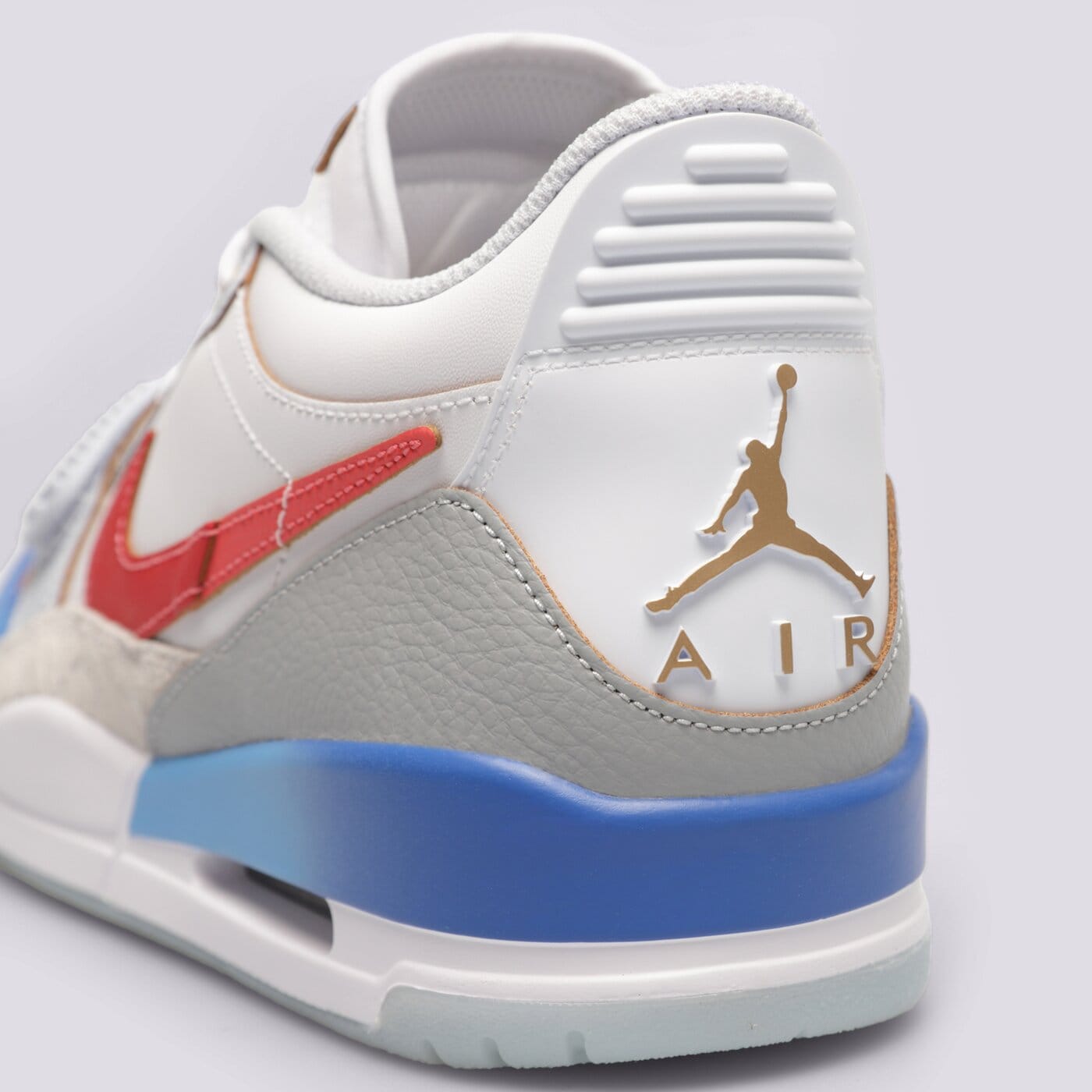 Мъжки маратонки AIR JORDAN LEGACY 312 LOW fn8902-161 цвят бял