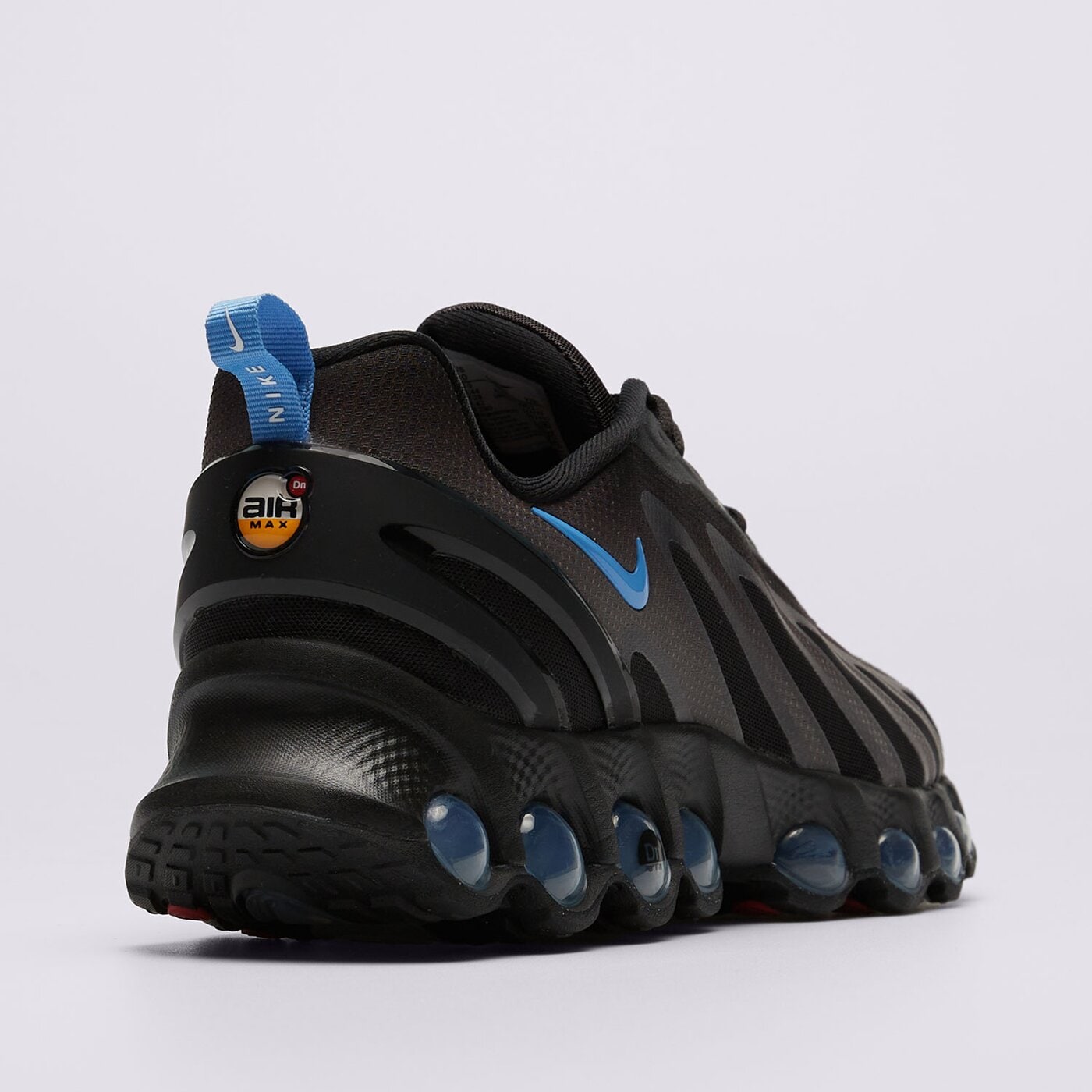 Мъжки маратонки NIKE AIR MAX DN8 ih4464-001 цвят черен