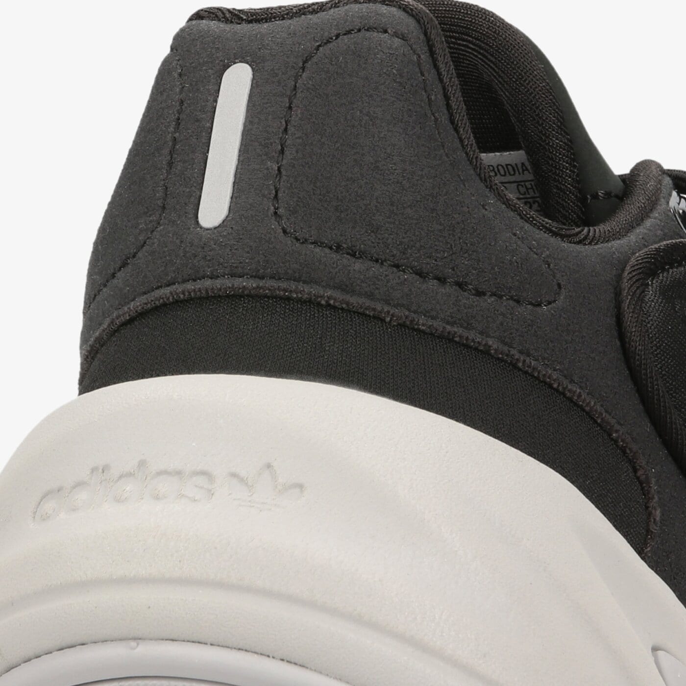 Дамски маратонки ADIDAS OZELIA W gw0613 цвят сив