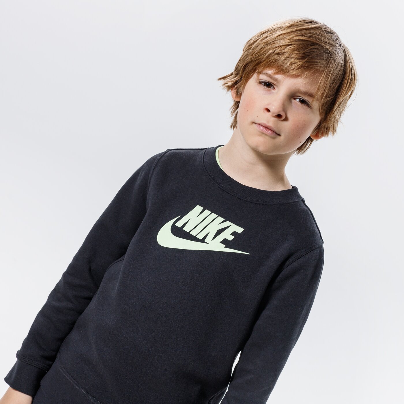 Детски суичър NIKE СУИТЧЪР SPORTSWEAR CLUB FLEECE BOY cv9297-013 цвят черен