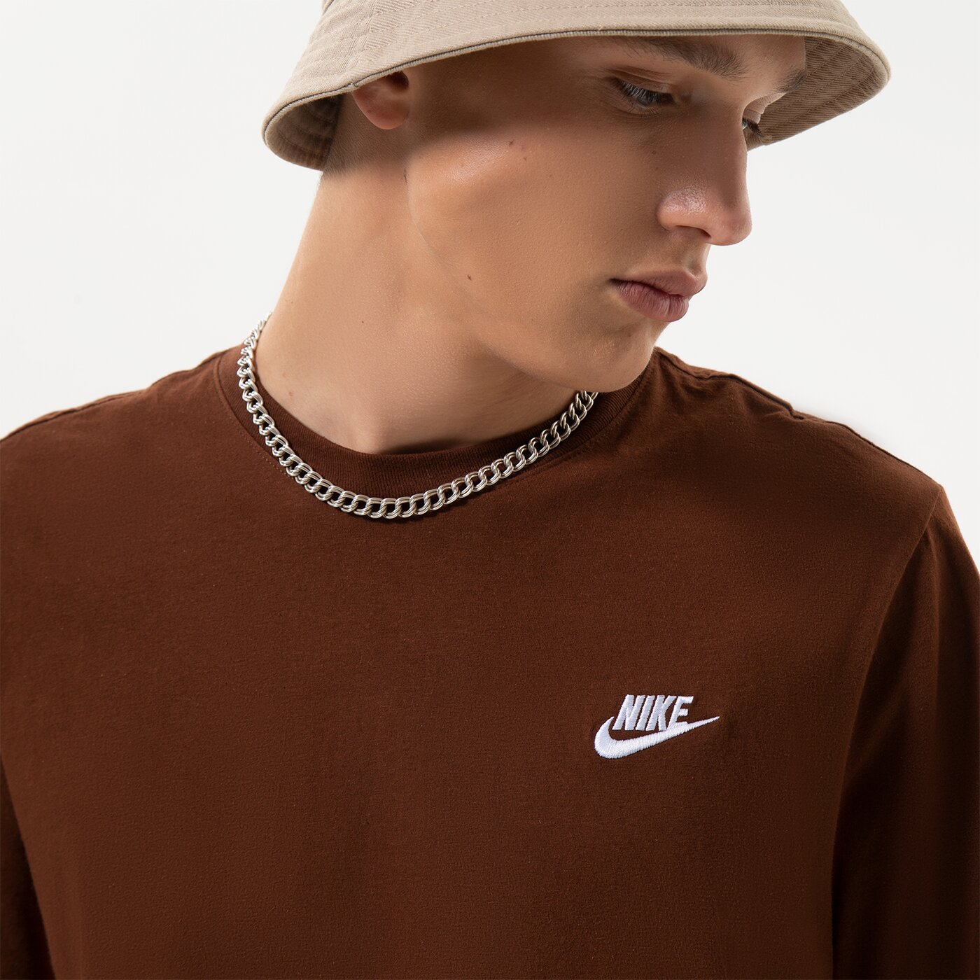 Мъжка тениска NIKE ТЕНИСКА SPORTSWEAR CLUB ar4997-259 цвят кафяв
