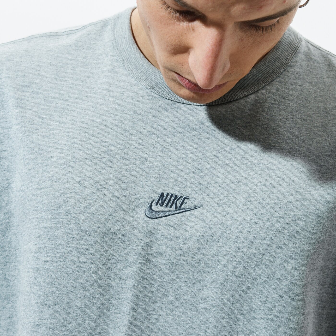 Мъжка тениска NIKE ТЕНИСКА SPORTSWEAR db3193-063 цвят сив