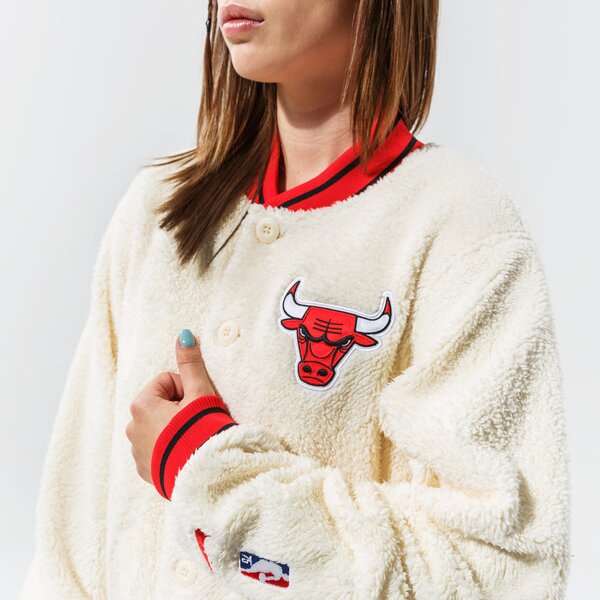 Дамско зимно яке NIKE ЯКЕ CHI W NK JKT CTS 75 NBA dc0880-113 цвят бежов