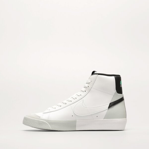 Детски маратонки NIKE BLAZER MID '77 SE (GS) fn6937-100 цвят бял