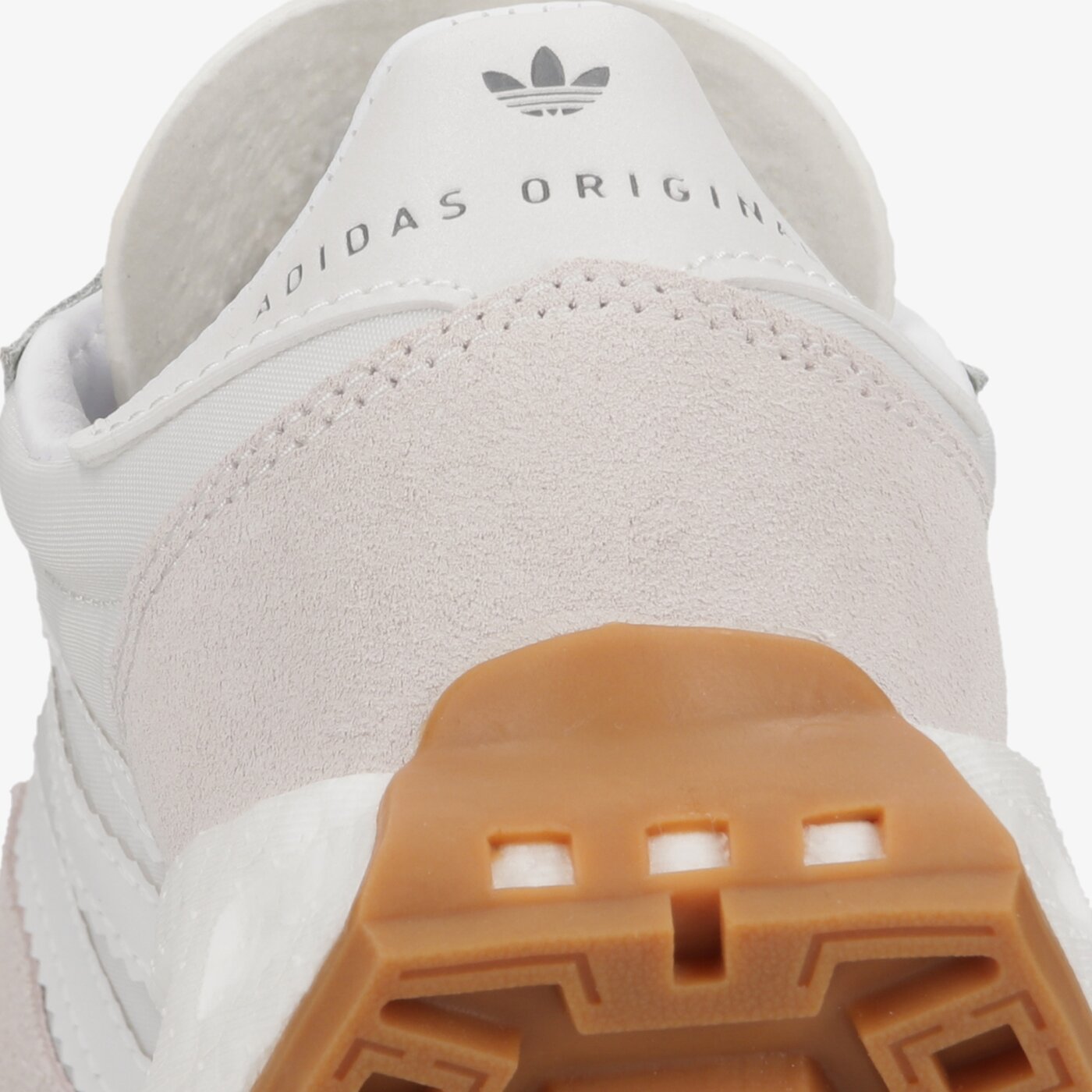 Детски маратонки ADIDAS RETROPY E5 J gw0786 цвят бял