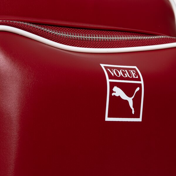 Дамски сак PUMA ЧАНТА PUMA X VOGUE FLIGHT BAG 079272-01 цвят червен