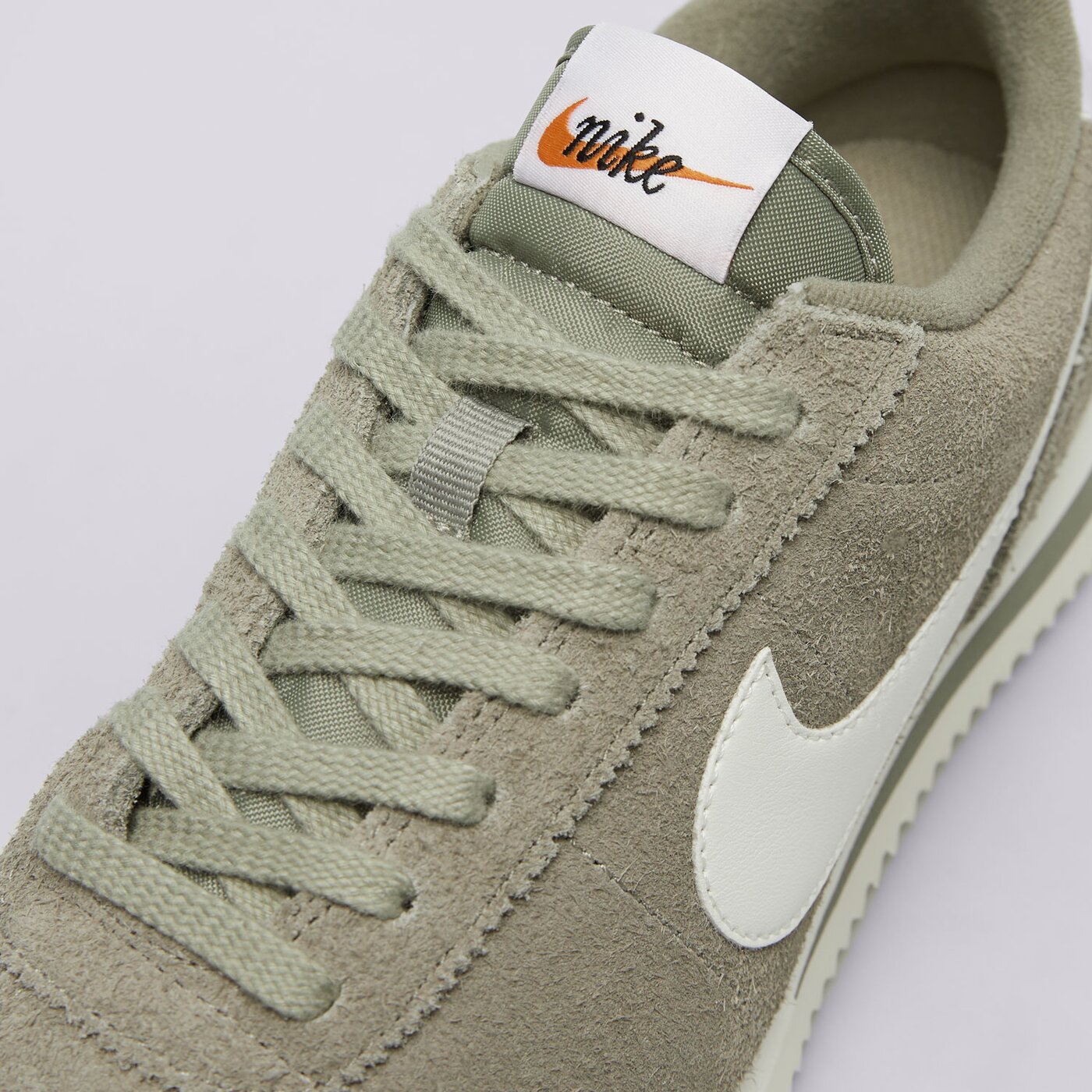 Дамски маратонки NIKE CORTEZ VINTAGE SUEDE fj2530-302 цвят каки