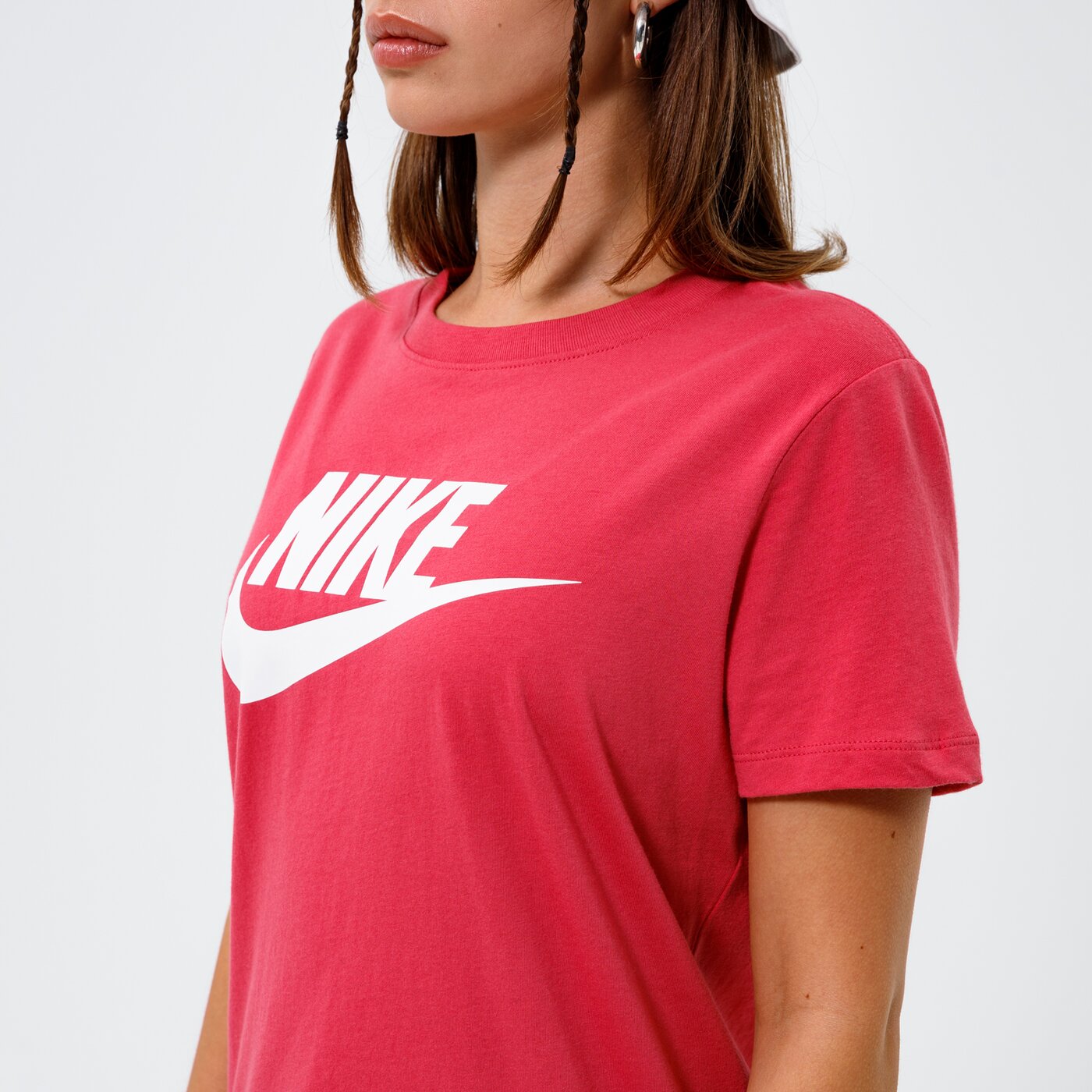 Дамска тениска NIKE ТЕНИСКА SPORTSWEAR ESSENTIAL bv6169-622 цвят розов