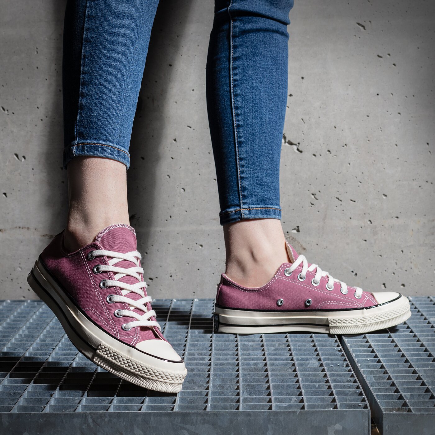 Дамски маратонки CONVERSE CHUCK 70 172957c цвят розов