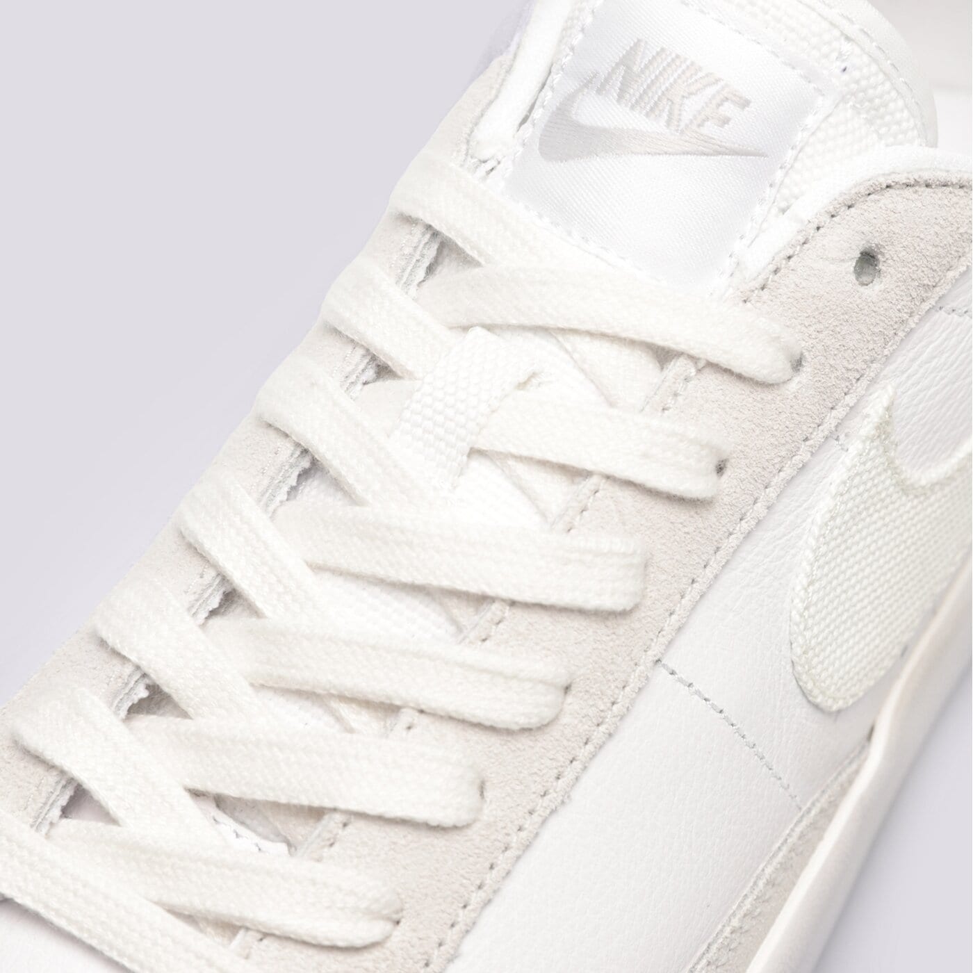 Мъжки маратонки NIKE BLAZER LOW LEATHER cw7585-100 цвят бял