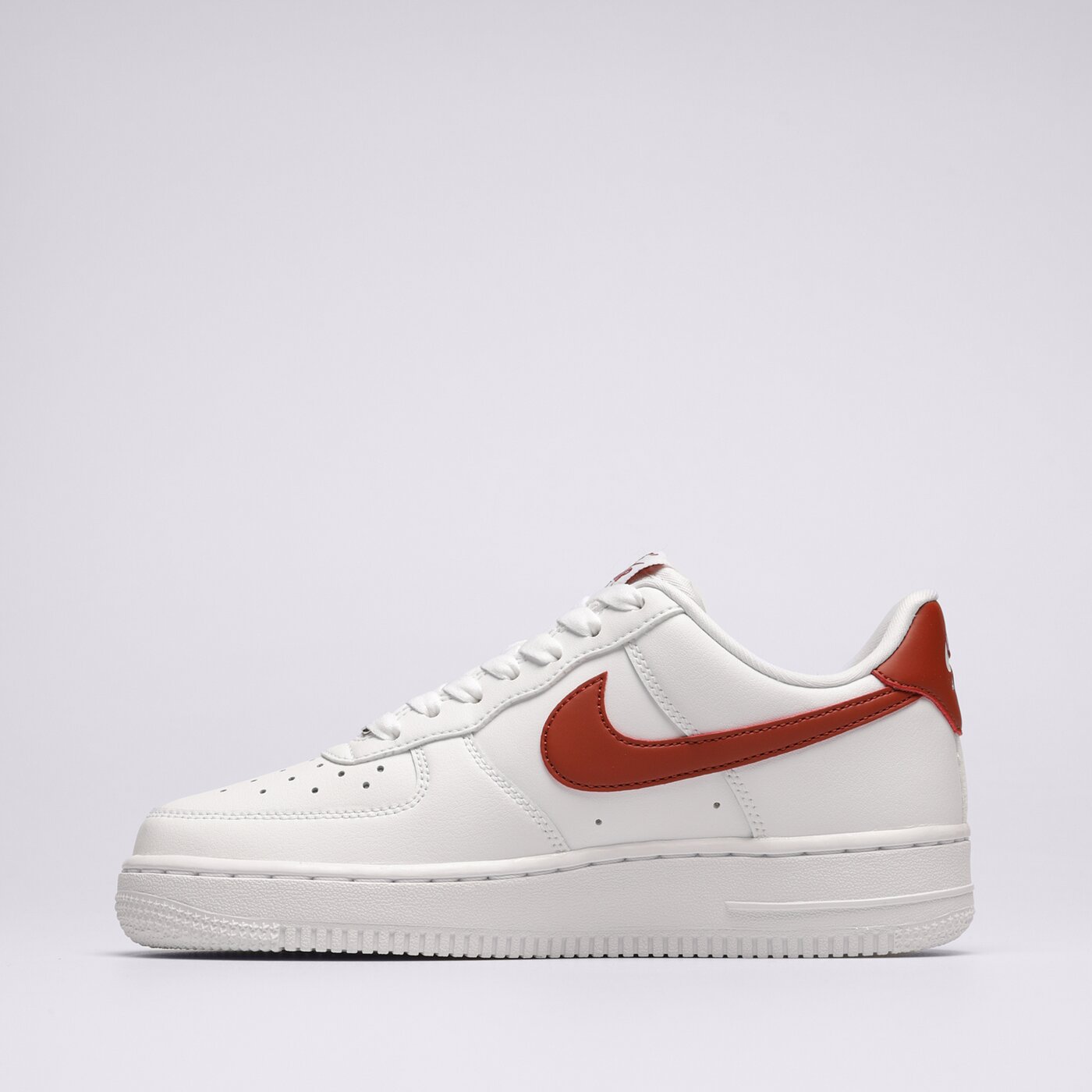 Дамски маратонки NIKE WMNS AIR FORCE 1 '07 REC dd8959-115 цвят бял