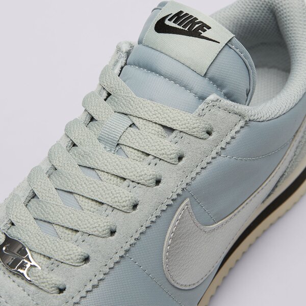 Дамски маратонки NIKE CORTEZ TXT dz2795-002 цвят зелен