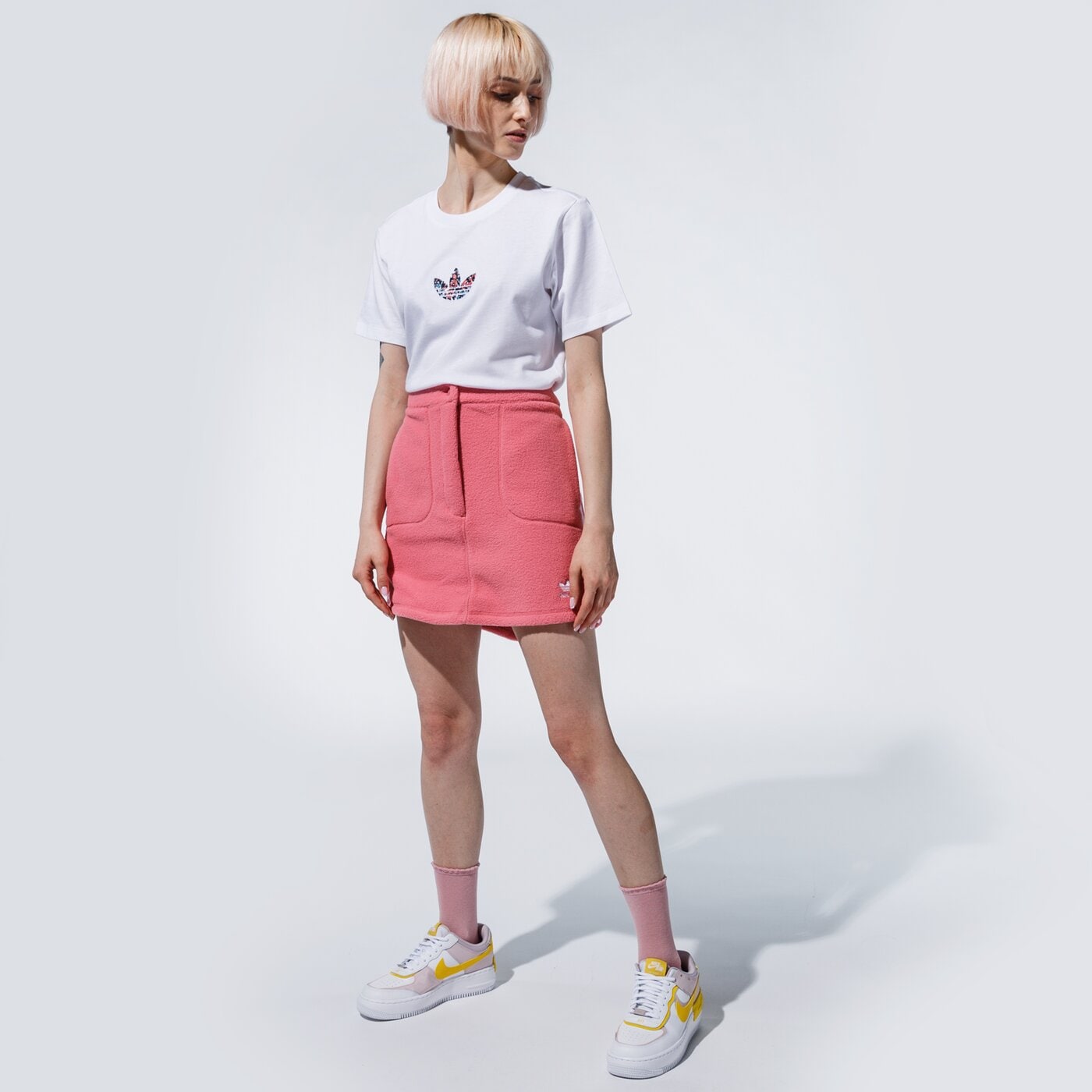 Дамска тениска ADIDAS ТЕНИСКА ТЕНИСКА gn3042 цвят бял