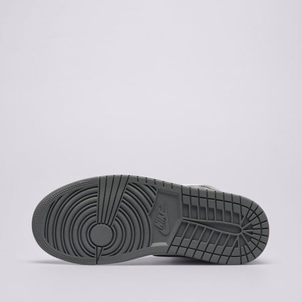 Дамски маратонки WMNS AIR JORDAN 1 MID bq6472-113 цвят бял