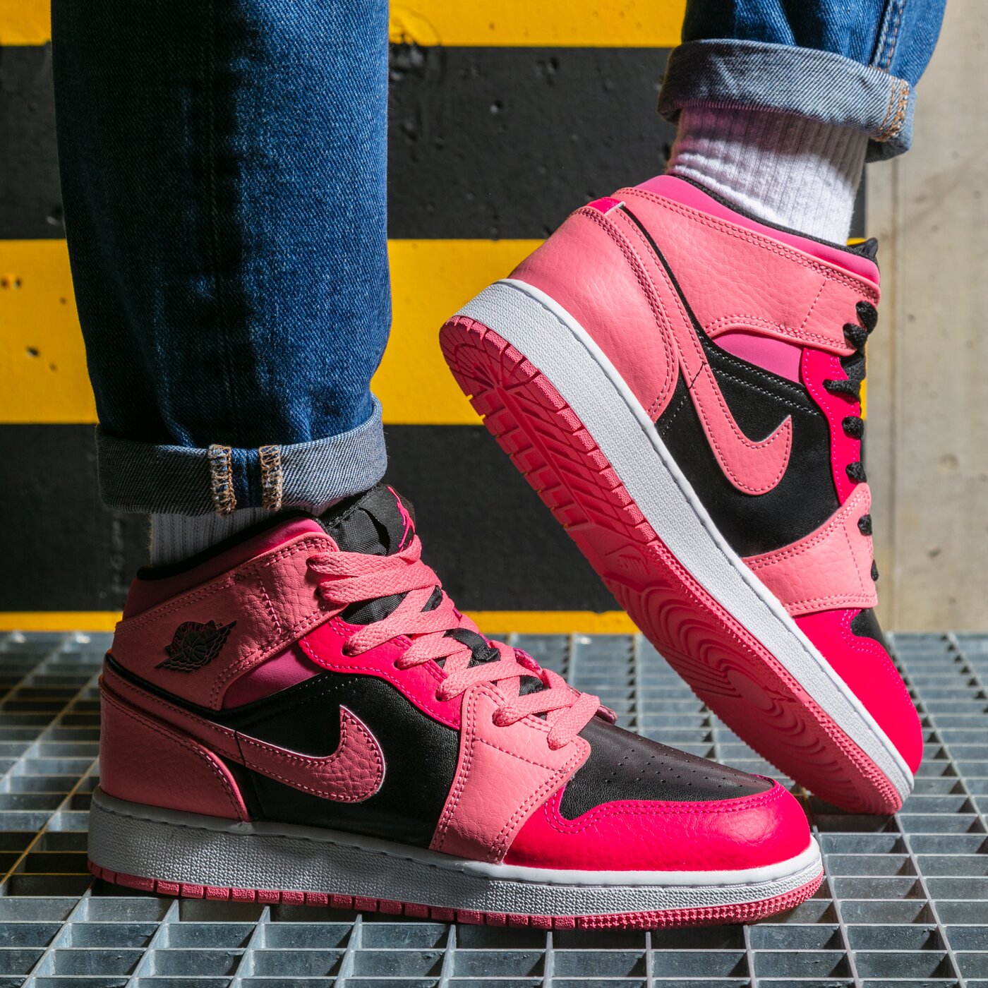 Детски маратонки AIR JORDAN 1 MID  554725-662 цвят розов