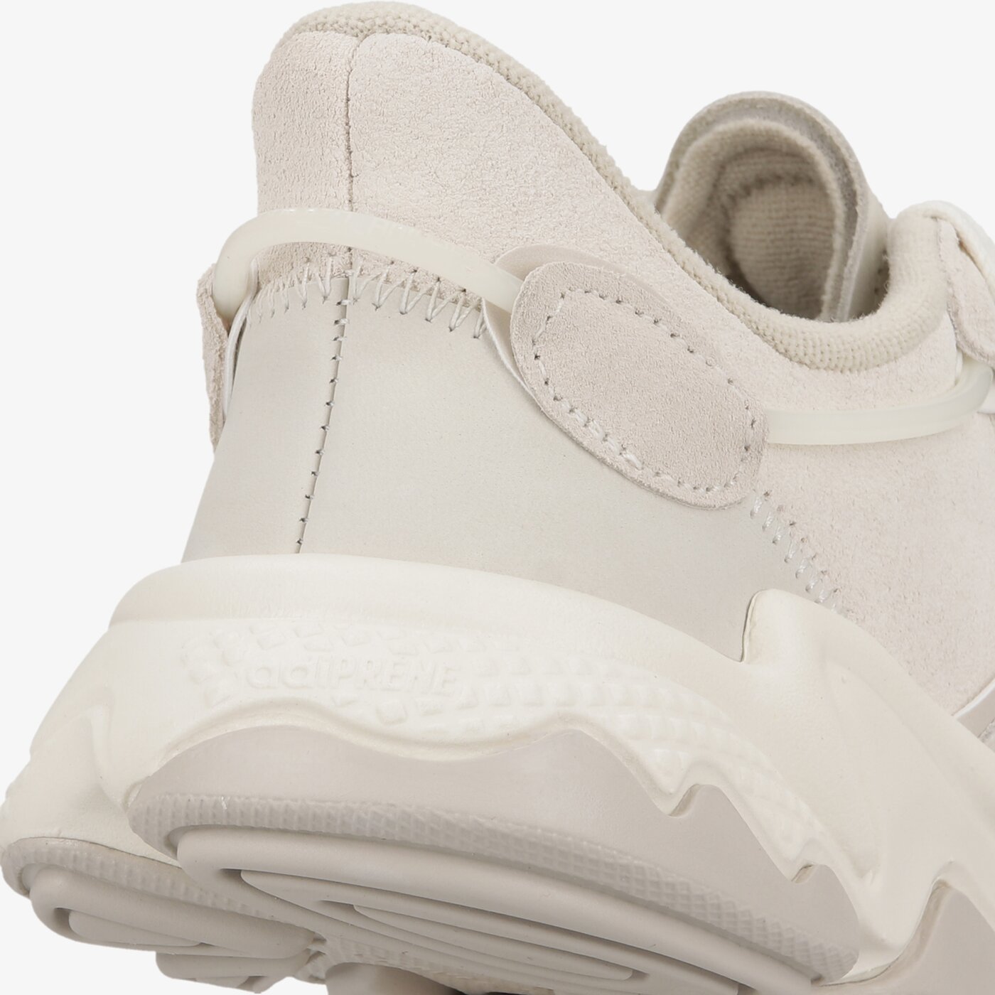 Дамски маратонки ADIDAS OZWEEGO gy6179 цвят бежов