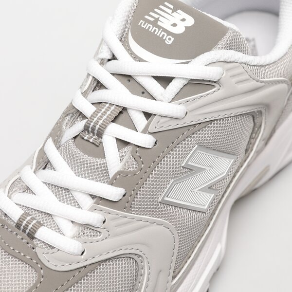 Дамски маратонки NEW BALANCE 530  mr530smg цвят сив