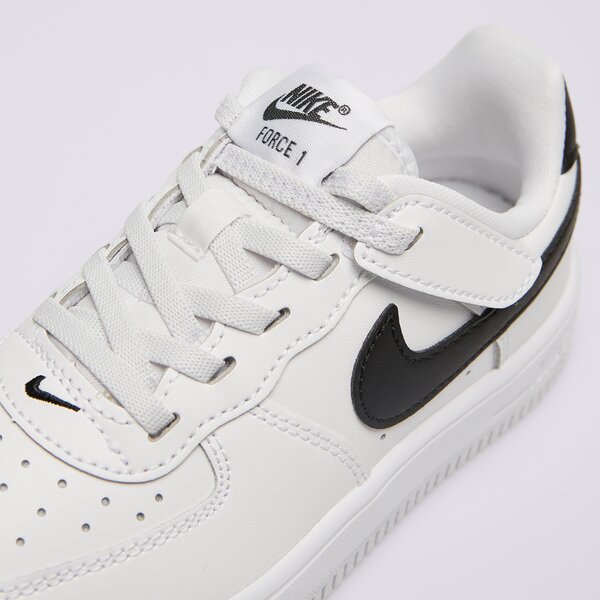 Детски маратонки NIKE FORCE 1 LOW EASYON fn0237-101 цвят бял