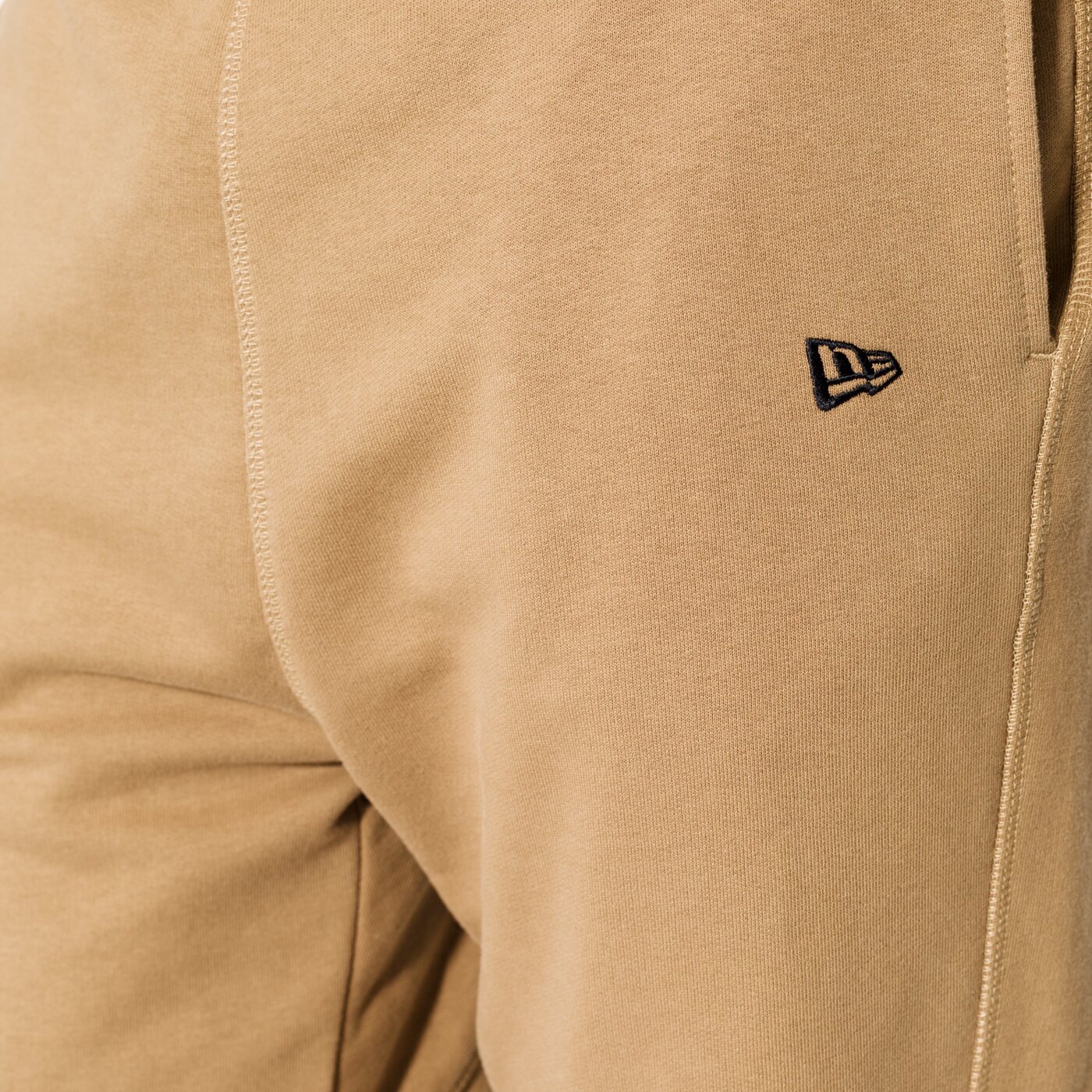 Мъжки панталони NEW ERA ПАНТАЛОНИ ORIGINATORS TRK PANT NE KHK 11459476 цвят бежов