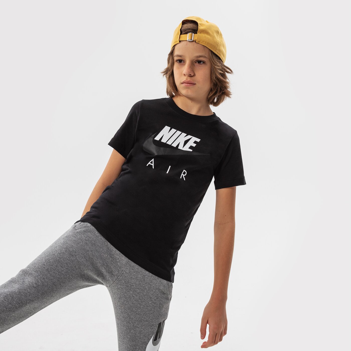 Детска тениска NIKE ТЕНИСКА SPORTSWEAR BOY cz1828-010 цвят черен